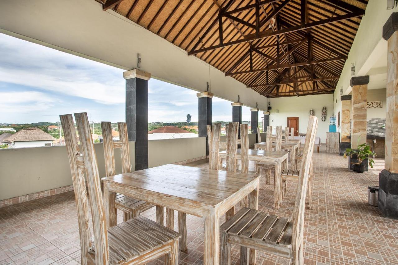 Lavanda Guesthouse/Homestay Jimbaran Exterior foto